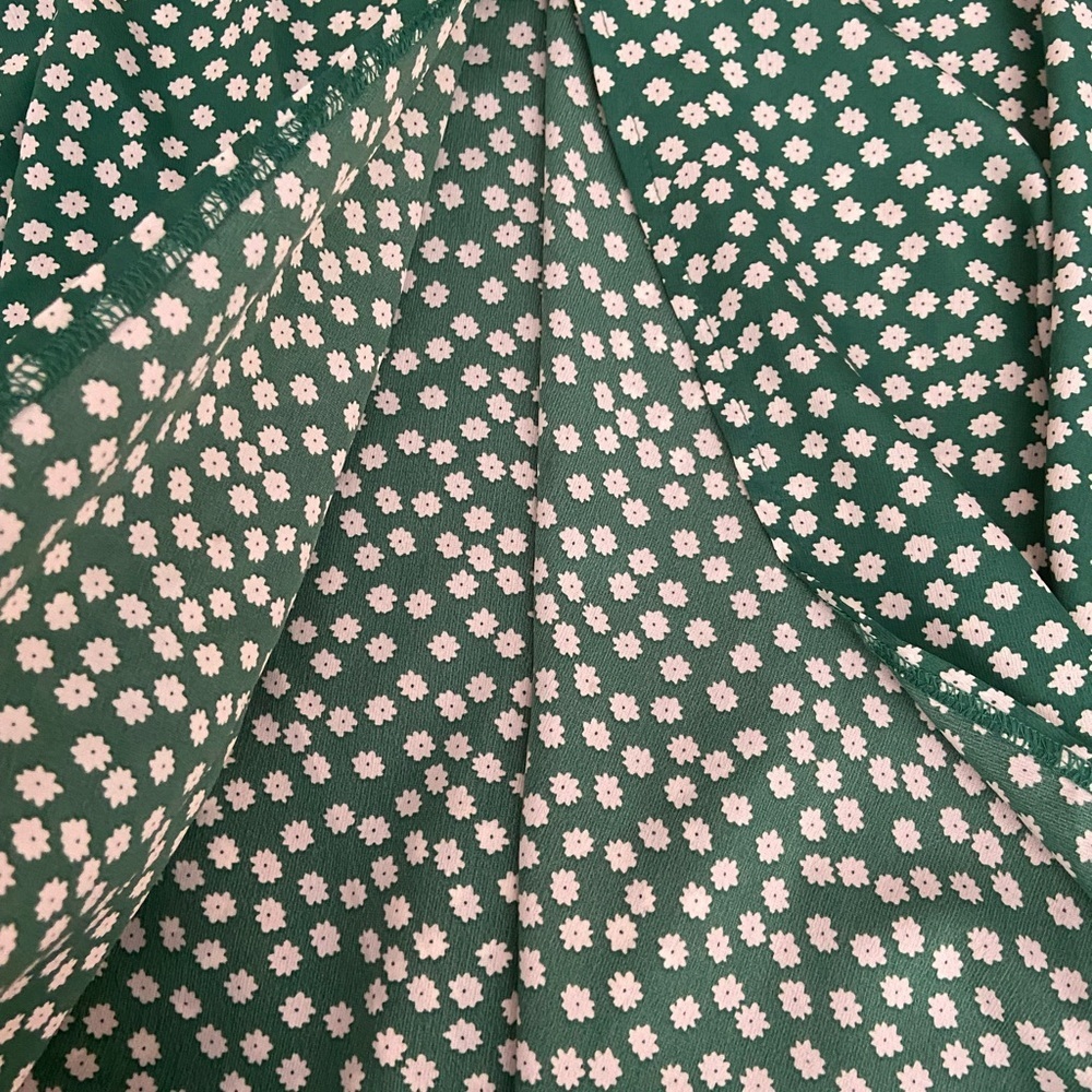 SHEIN FLORAL GREEN DRESS - Picture 4 of 8